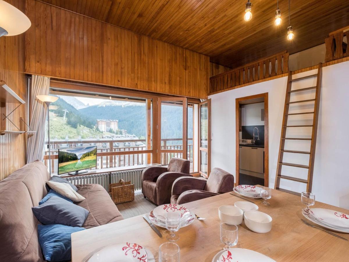 Lumineux Avec Mezzanine, Terrasse Ensoleillee Et Acces Pistes Au Centre De - Fr-1-563-77 * Courchevel